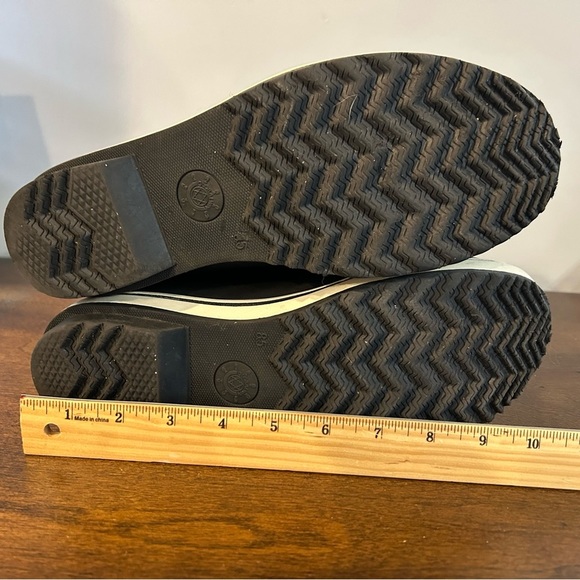 Globalwin Women's Black & Fur Winter Boots Sz 8.5 Style W1931-1 Excellent Shape. - Picture 9 of 10